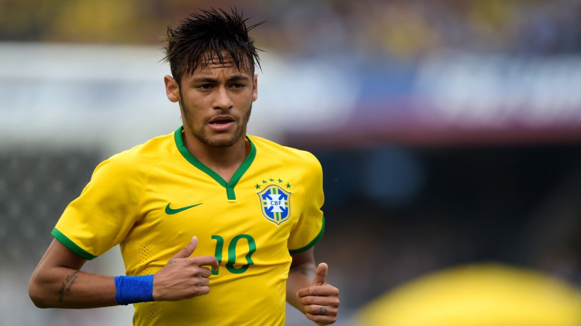 谁将笑到最后?欧洲足球冠军联赛半决赛胜者将逐鹿总决赛,欧洲杯半决赛成绩